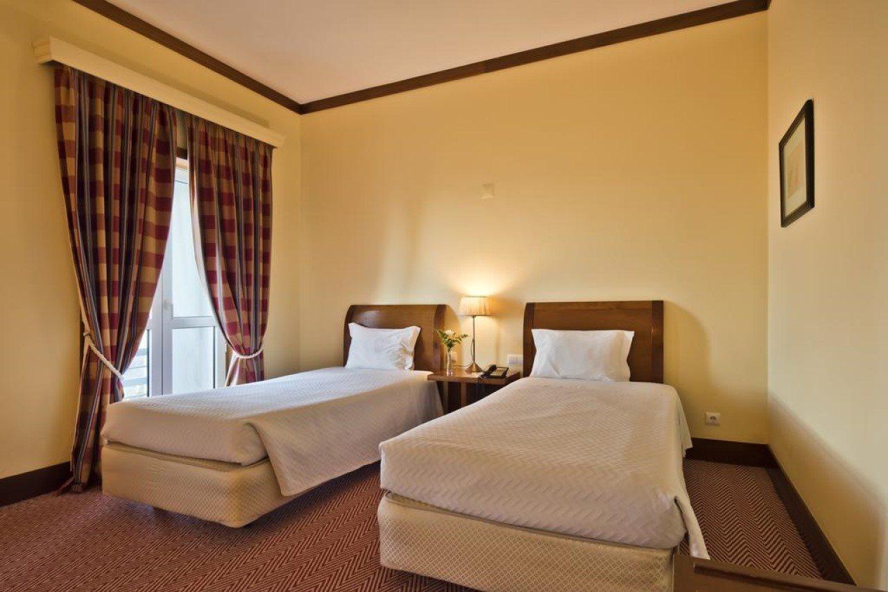 Golden Tulip Caramulo Hotel Bagian luar foto